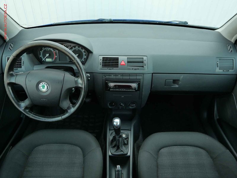 Škoda Fabia (2005) 1.4i, ČR, AC, temp - fotka 8 z 12