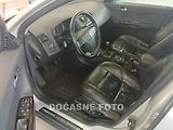 Volvo V50 (2005) 2.0 D, AC, xenon, park.asist - náhled 2