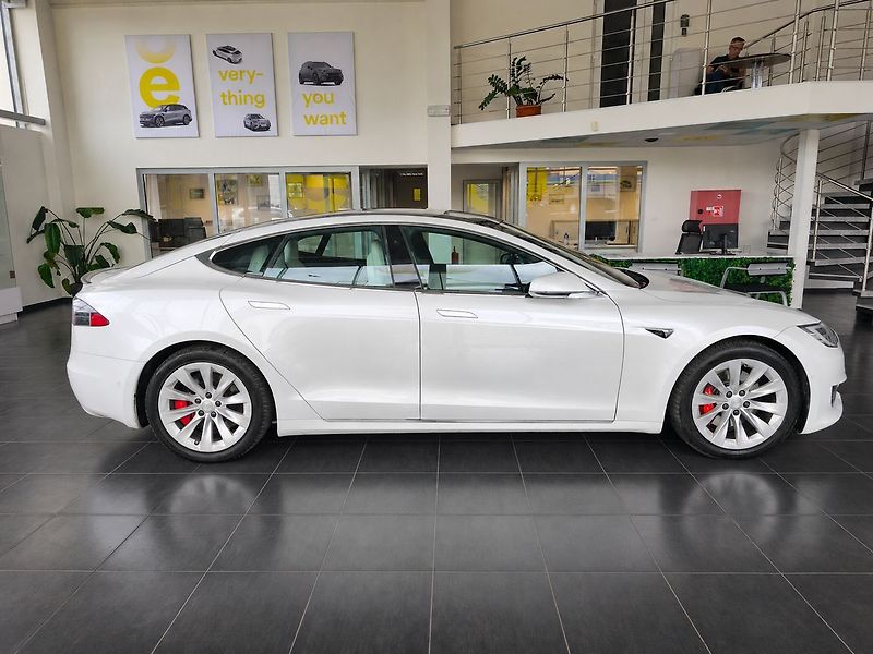 Tesla Model S Raven, FSD, Ludi+,Nová baterie - fotka 5 z 21