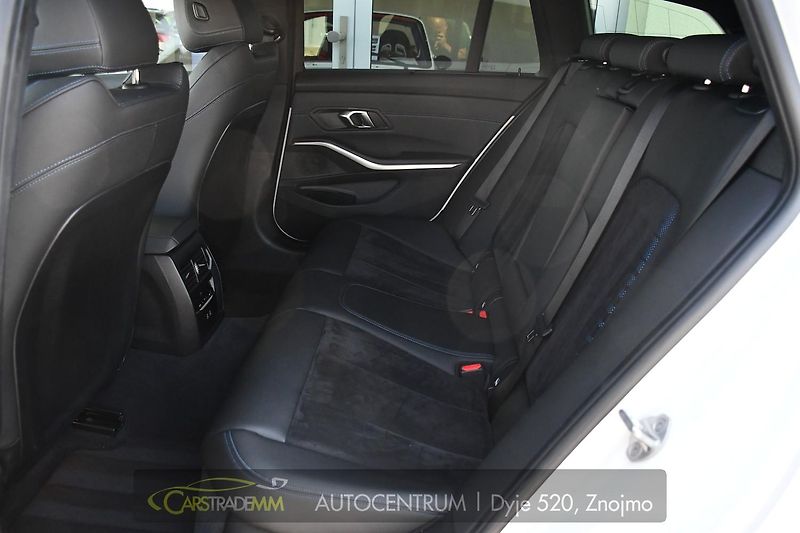 BMW Řada 3 320D XDRIVE M-SPORT ČR HUD - fotka 13 z 59