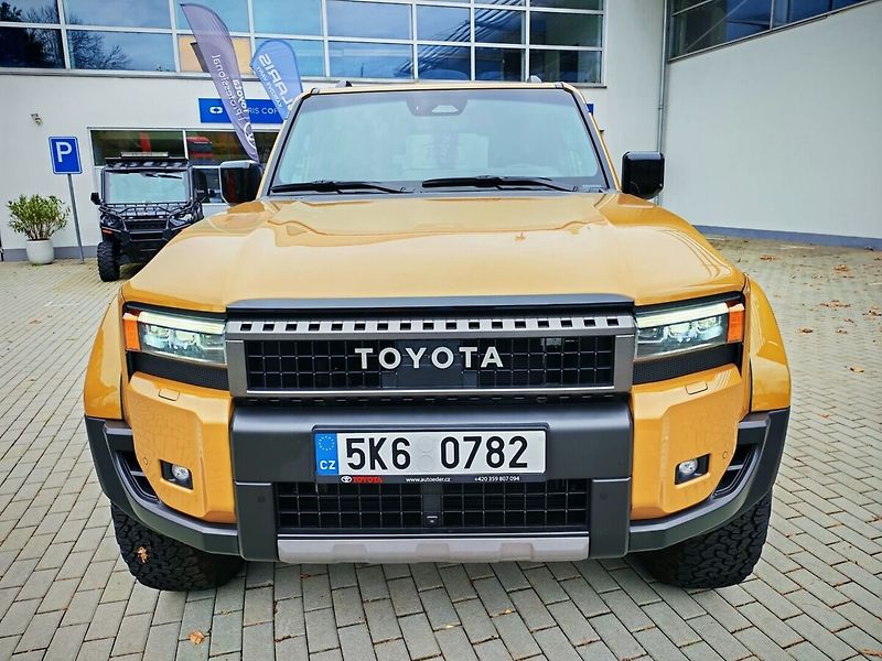 Toyota Land Cruiser Arctic Trucks AT 37 - fotka 5 z 17