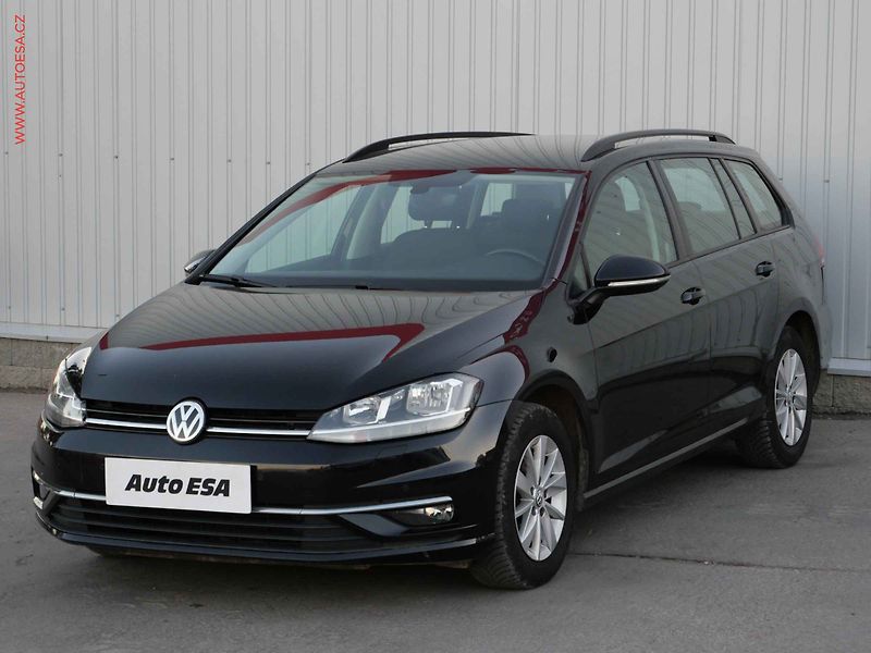 Volkswagen Golf (2017) 1.4TSi, Comfortline, DSG - fotka 3 z 23