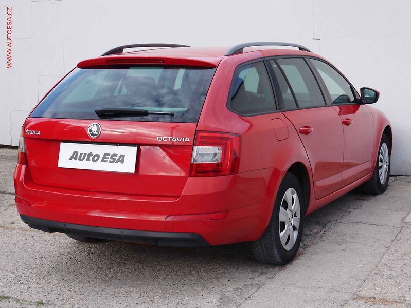Škoda Octavia (2013) 1.2 TSi, Ambition, +kola - fotka 6 z 18