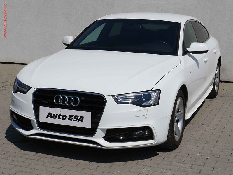 Audi A5 (2014) 2.0TDi Quattro, ČR, S-line - fotka 3 z 21