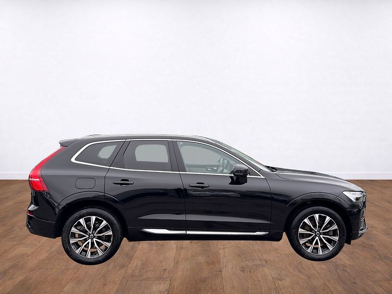 Volvo XC60 B4 AWD PLUS, ACC - fotka 7 z 23