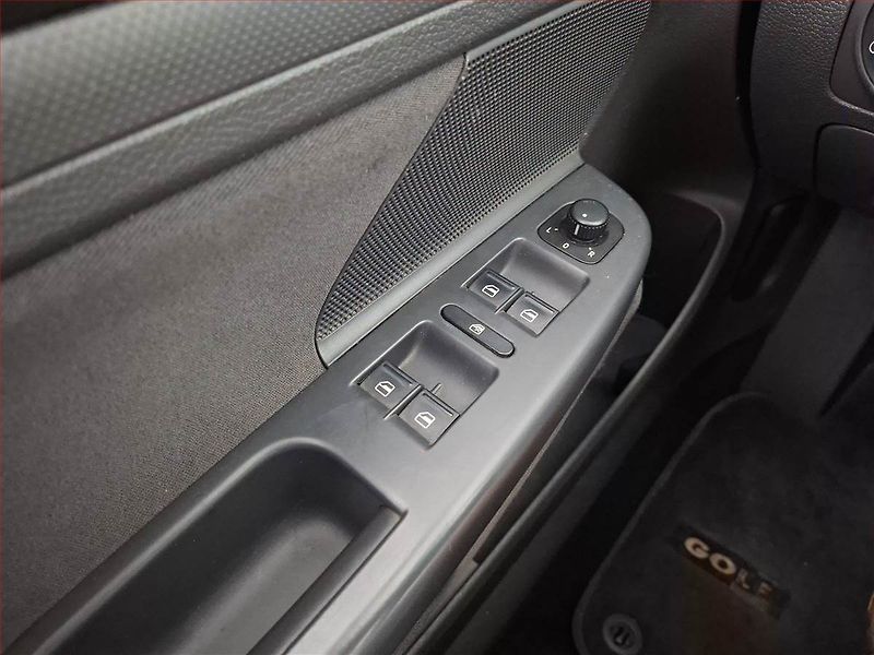 Volkswagen Golf (2006) 1.9 TDI, dobrý stav - fotka 14 z 14