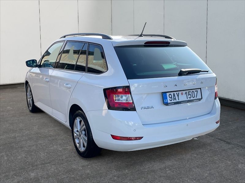 Škoda Fabia 1,0 TSI 70 Ambition - fotka 4 z 11