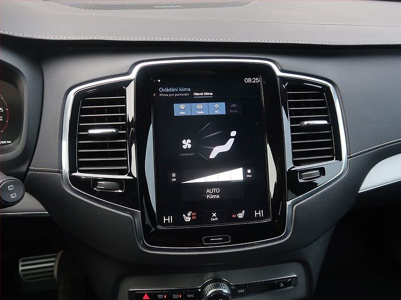 Volvo XC90 (2019) D5 AWD - fotka 25 z 31