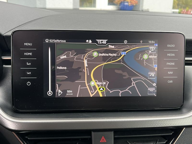 Škoda Kamiq (2021) 1.5TSI 110kW DSG STYLE ČR NOVÉ - fotka 14 z 27