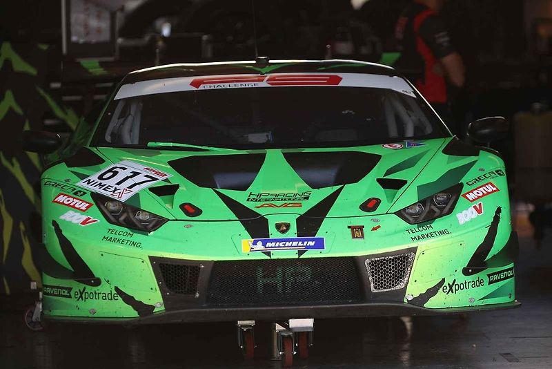 Na Automotodromu Brno se o víkendu konal jeden z vrcholů sezony - Masaryk Racing Days.