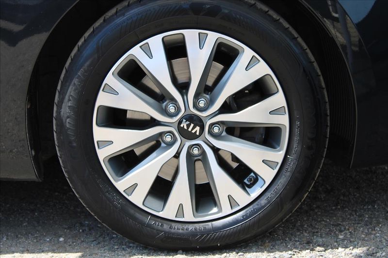 Kia Ceed 1,6 GDI  NOVÉ V ČR,TAŽNÉ,TOP - fotka 27 z 29