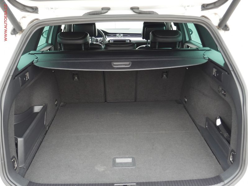 Volkswagen Passat (2017) 2.0 Bi-TDi 4x4, ČR, DSG - fotka 7 z 19