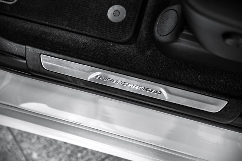 Jeep Grand Cherokee TrackHawk PANORAMA/KAMERA/H&K - fotka 21 z 26