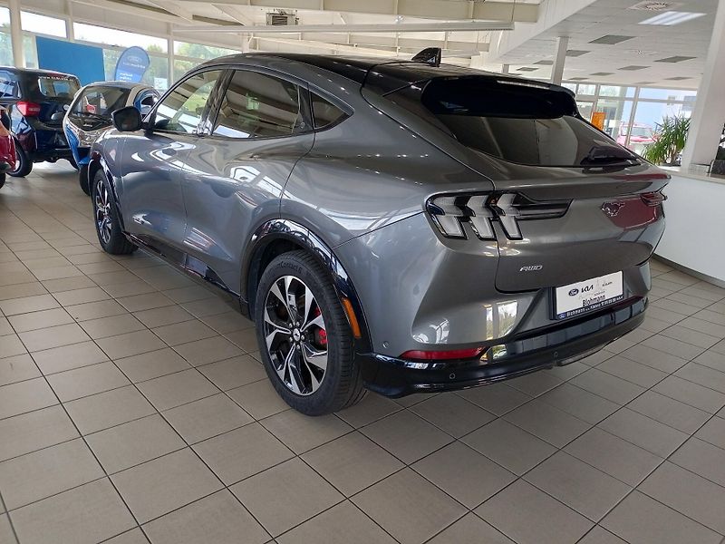 Ford Mustang Mach-E (2022) 4x4 - Extended Range - 99Kwh b - fotka 5 z 28