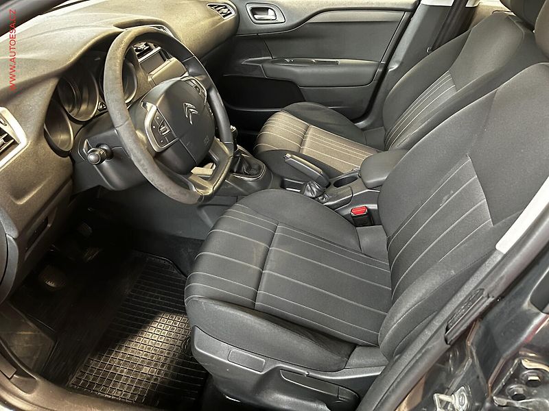 Citroën C4 (2012) 1.4 i, 2.maj, AC, temp - fotka 9 z 15