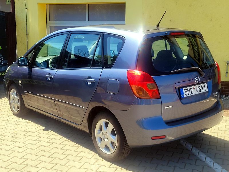 Toyota Corolla Verso 2,0 D-4d AUT.KLIMATIZACE - fotka 9 z 43