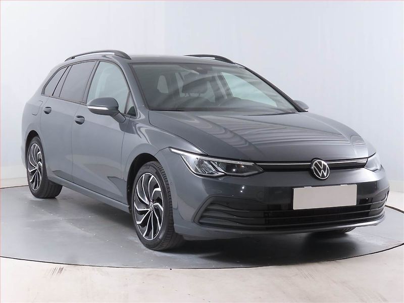 Volkswagen Golf (2021) Life 2.0 TDI, ČR,1.maj - fotografie inzerátu