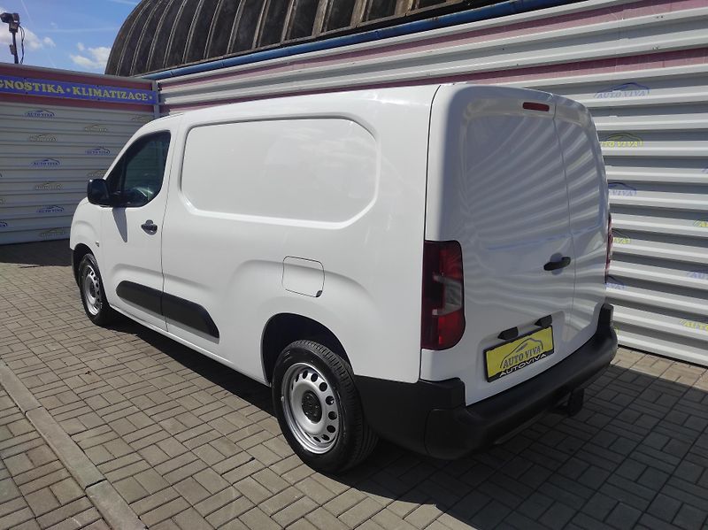 Toyota ProAce City 1,5D-4D 75kW L2, 1 maj., ČR - fotka 3 z 21