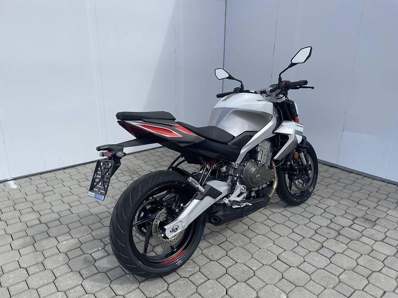 Aprilia Tuono 457 EU5+ - fotka 3 z 11