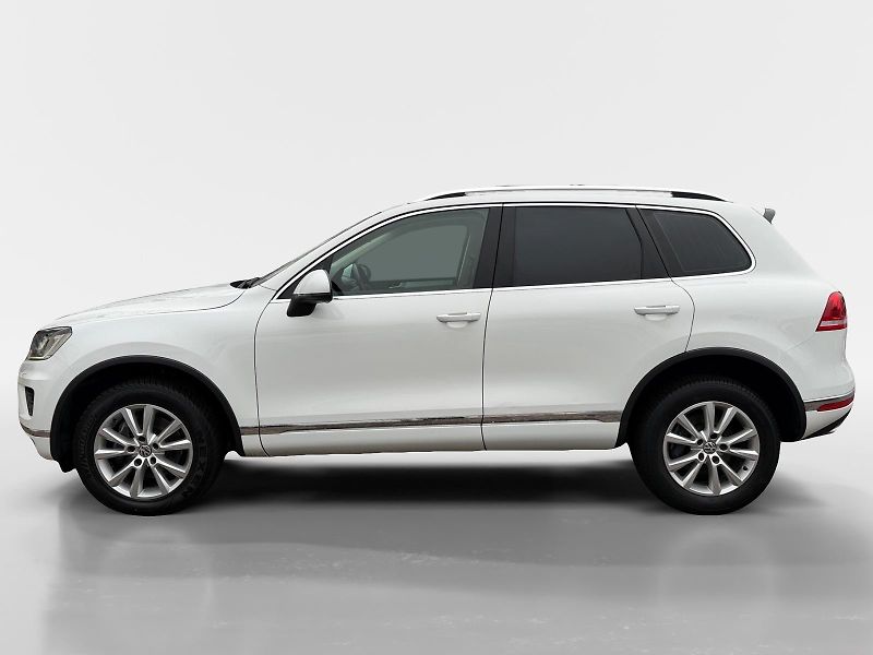 Volkswagen Touareg  3.0 V6 TDI BMT 8TT - fotka 2 z 34