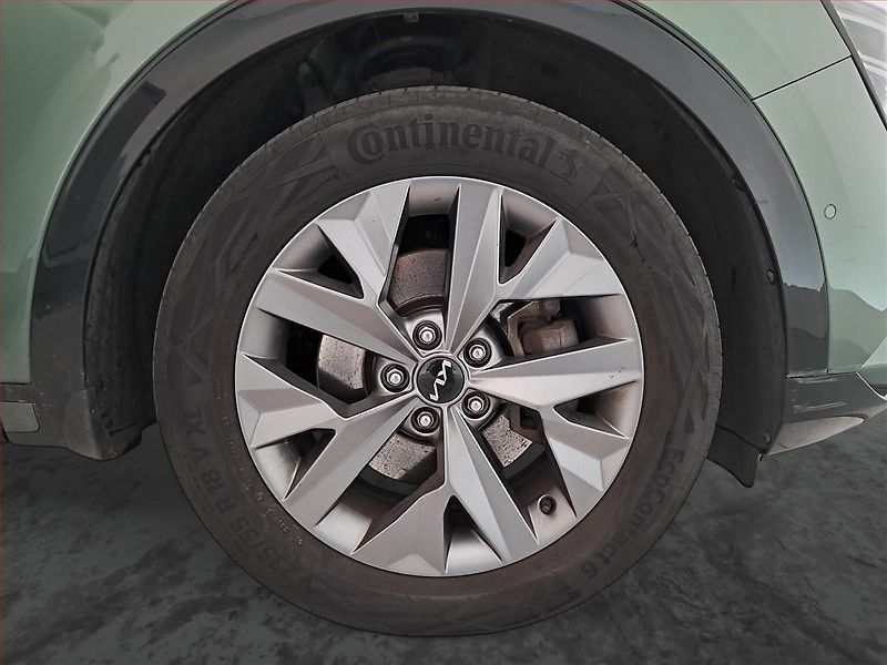 Kia Sportage (2022) 1.6 T-GDI MHEV - fotka 15 z 23