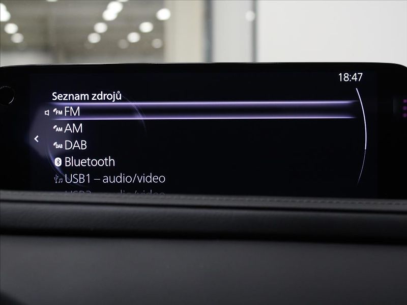 Mazda CX-3 2,5 G140 Excl. Bose 2x Sady k. - fotka 13 z 31