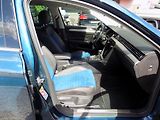 Volkswagen Passat 2,0 TDI R-LINE, MATRIX, ALCAN. - náhled 29