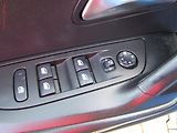Peugeot 2008 (2021) 1.5 HDi, ČR, Allure, navi - náhled 12