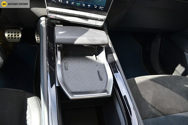 Renault Rafale esprit Alpine E-Tech full hybr - fotka 35 z 75