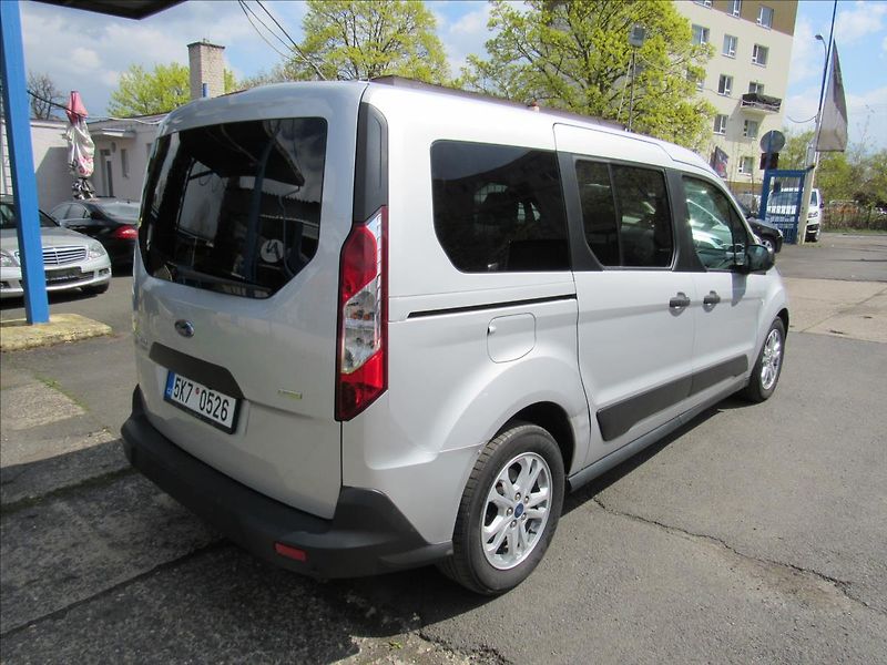 Ford Tourneo Connect 1,5 TDCi 88kW 5 Míst Long - fotka 6 z 32
