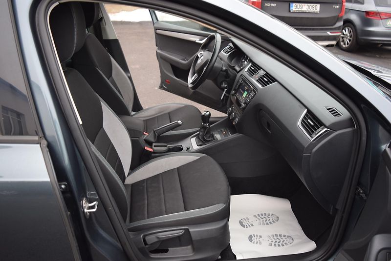 Škoda Octavia (2017) 1.4TSI 110kw AMBI ED. JOY TAŽ  - fotka 36 z 46