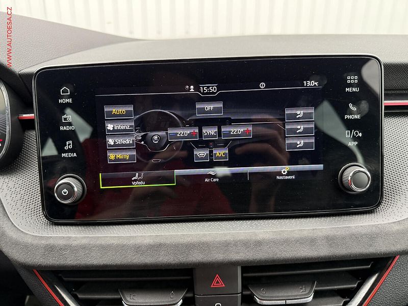 Škoda Scala (2024) 1.0 TSi, ČR, Drive, DSG, LED - fotka 16 z 19