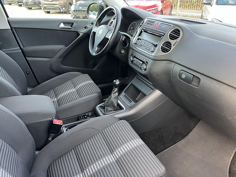 Volkswagen Tiguan (2009) 2.0 TSI 147KW 4x4  - fotka 16 z 21