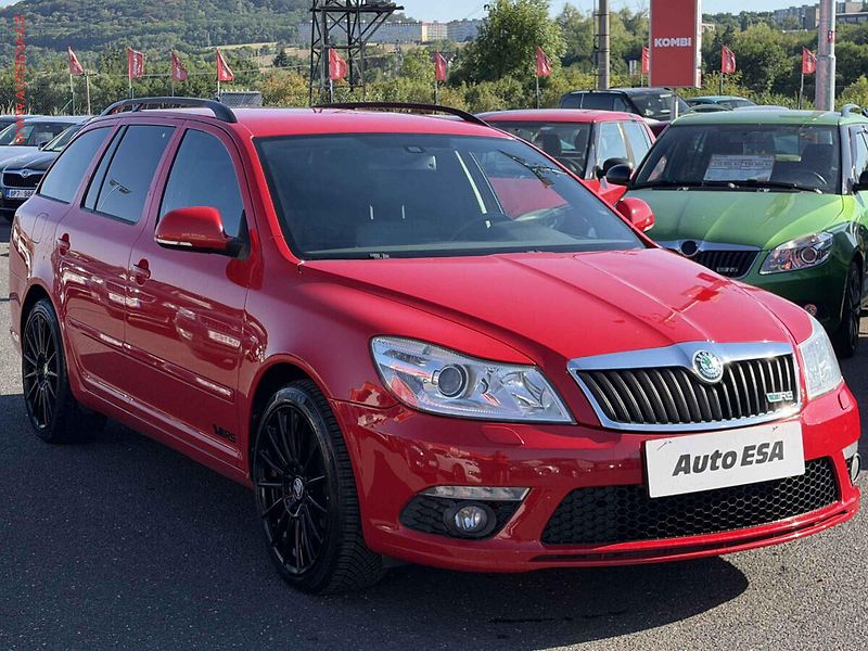Škoda Octavia (2010) 2.0 TDi, DSG, STK5/28 - fotografie inzerátu