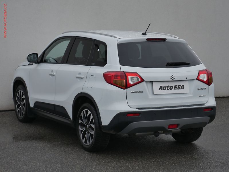 Suzuki Vitara (2016) 1.6 DDiS 4x4, ČR, AT, navi - fotka 6 z 26