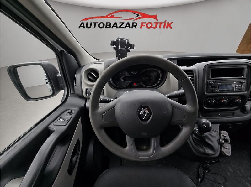 Renault Trafic (2017) 1.6 DCi 92KW 8.místné - fotka 13 z 23