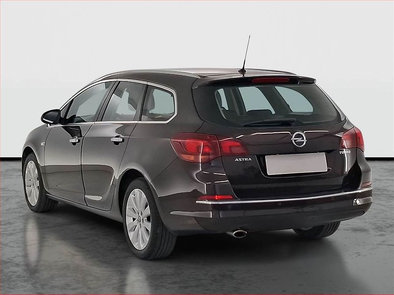 Opel Astra (2013) Cosmo 1.4 T, Serv.kniha - fotka 4 z 20