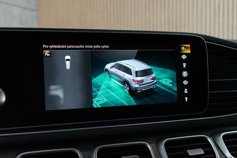 Mercedes-Benz GLS 400d AMG*TAŽNÉ*ZÁRUKA*DPH*ČR - fotka 28 z 52