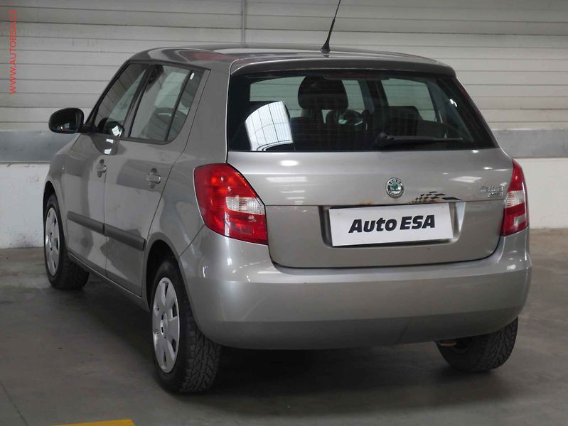 Škoda Fabia (2007) 1.2i, AC, temp, STK8/28 - fotka 4 z 15