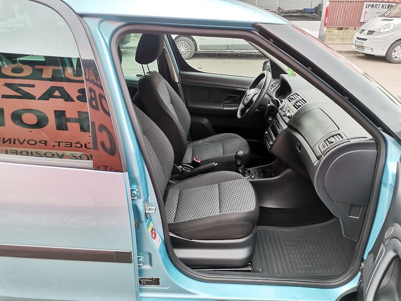 Škoda Roomster (2010) 1.2TSi 63kw Klima PDC - fotka 14 z 27