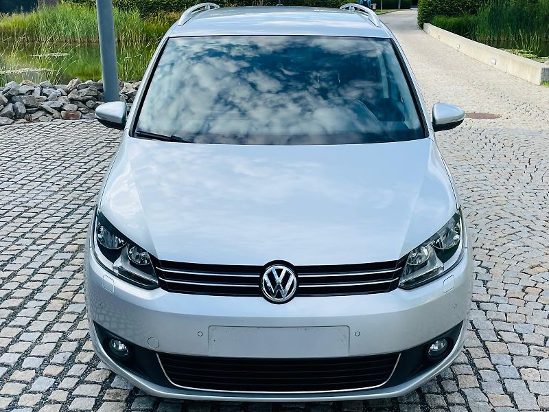 Volkswagen Touran 2.0TD MANUÁL 1MAJITEL SERVISKA - fotka 6 z 49