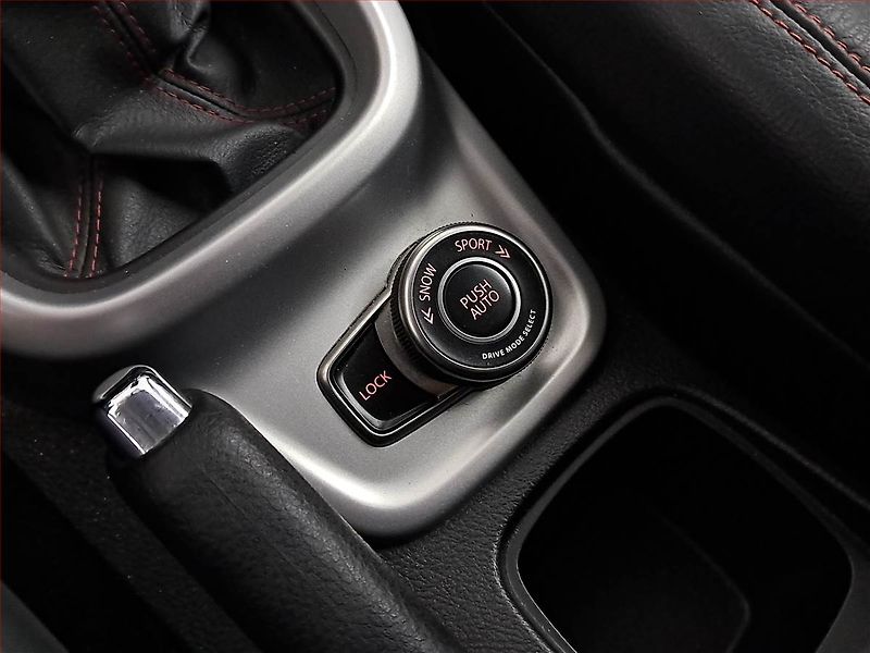 Suzuki Vitara (2017) Elegance 1.4 BoosterJet, 4X4 - fotka 18 z 20