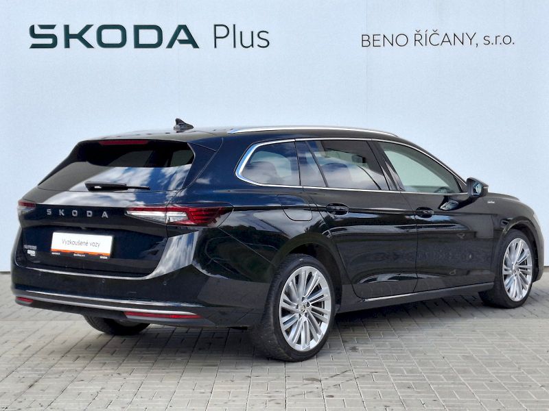 Škoda Superb (2024) Combi L&K DSG 2,0TDi 110kW - fotka 2 z 34