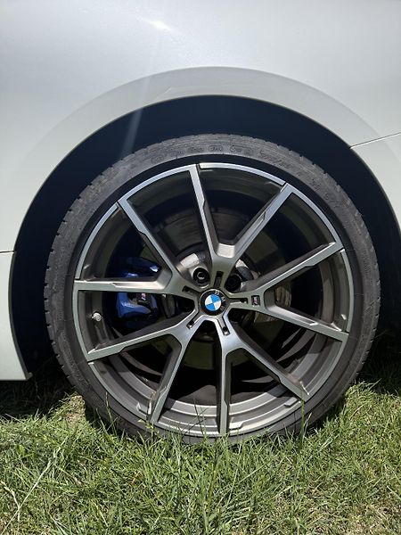 BMW Řada 8 (2019) - fotka 6 z 9