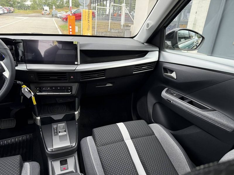 Opel Frontera GS Hybrid 1.2 TURBO (81kW/110k - fotka 18 z 25