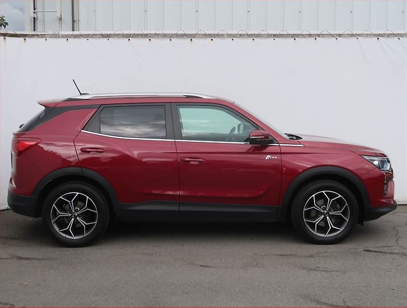 SsangYong Korando (2023) 1.5 T-GDI, 47TKM,Kamera,Klima - fotka 6 z 20