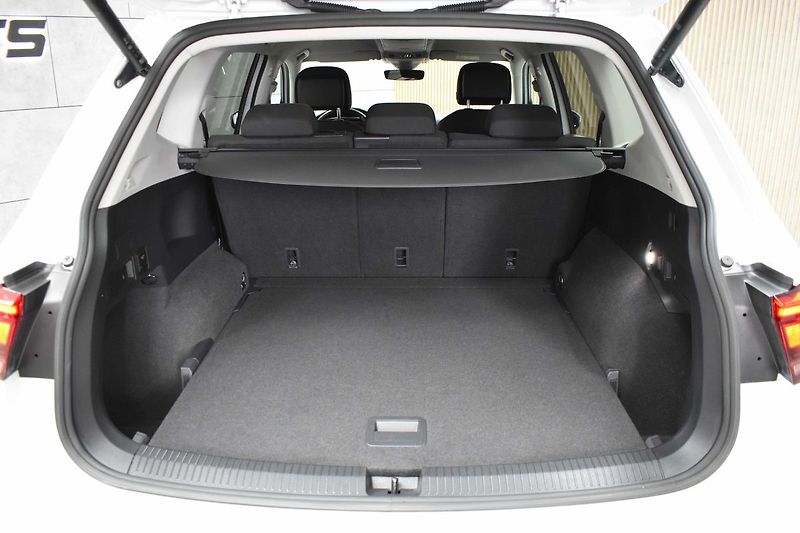 Volkswagen Tiguan Allspace 1.5 TSI DSG*VIRTUAL*DPH*ČR 1.M - fotka 39 z 44