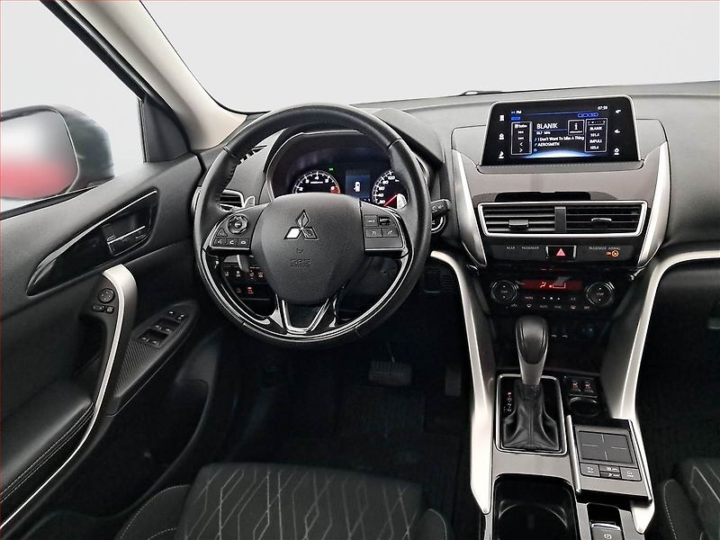 Mitsubishi Eclipse Cross (2020) 1.5 T-MIVEC - fotka 7 z 19