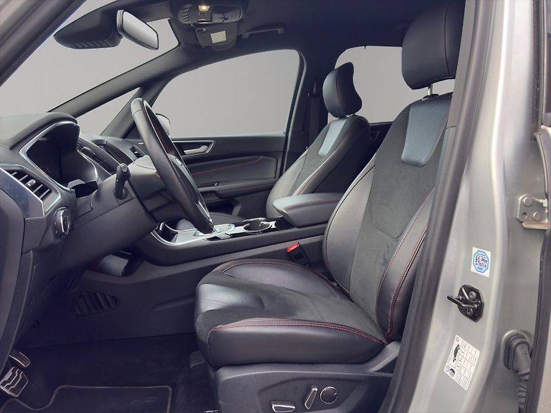 Ford S-MAX (2023) ST-LINE 2,5 Duratec Hybrid 140 - fotka 9 z 18