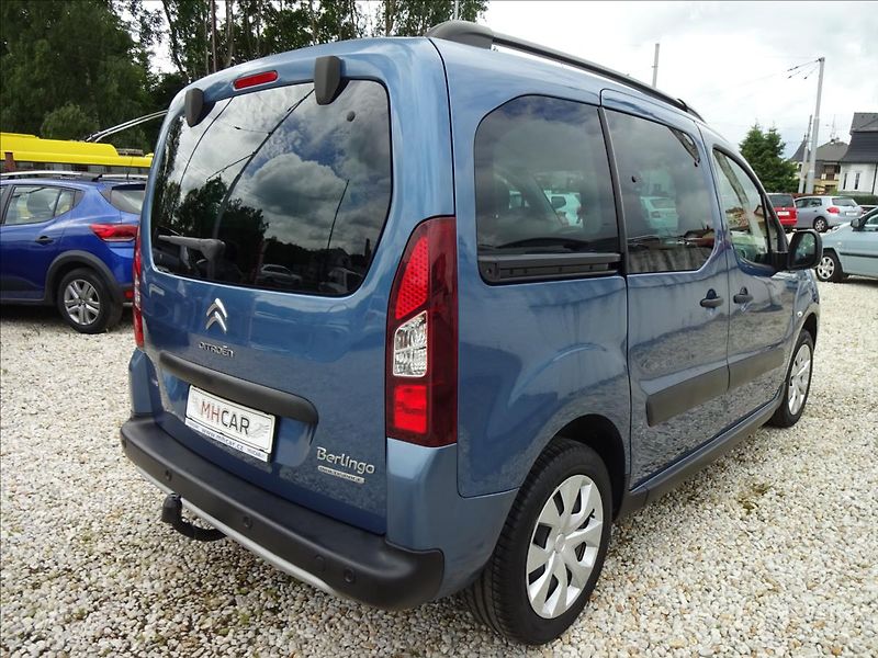 Citroën Berlingo 1,6 HDI 73kW - fotka 7 z 44